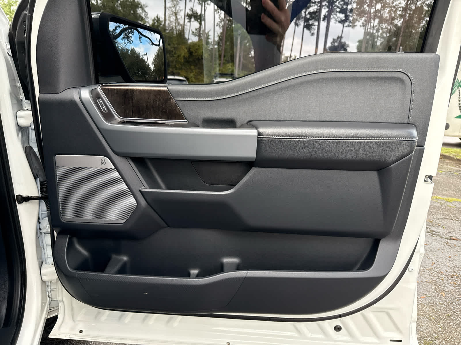 2023 Ford F-150 LARIAT Star White Metallic Tri-Coat at Ravenel Ford