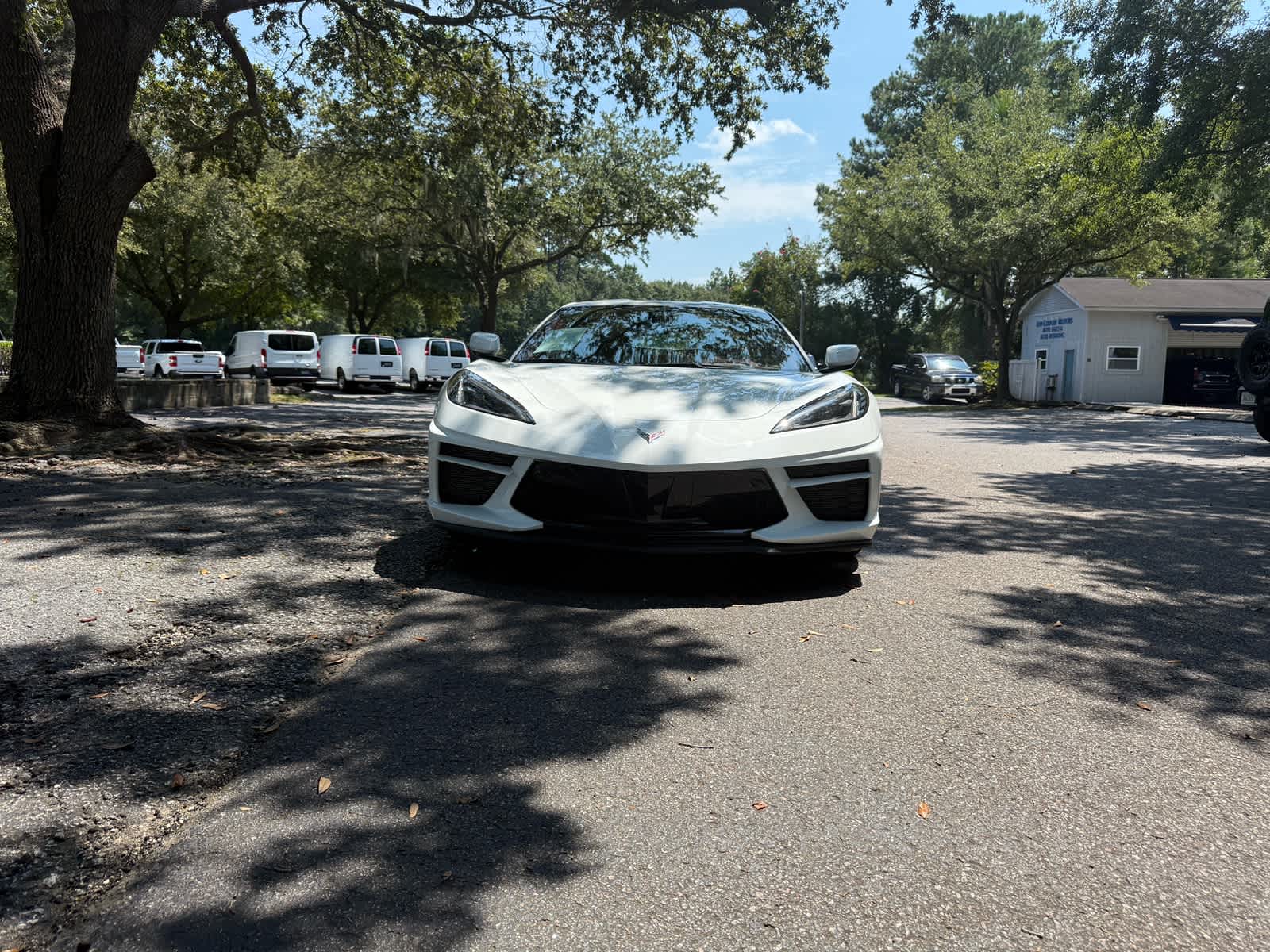 View vehicle photo 2