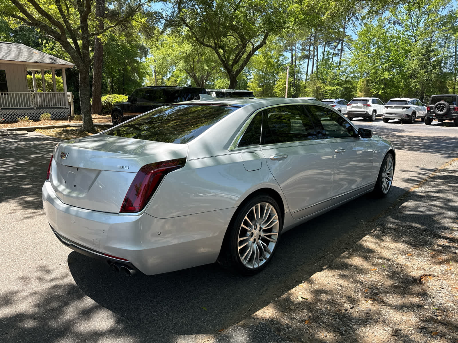 2018 Cadillac CT6 Premium Luxury AWD - 4