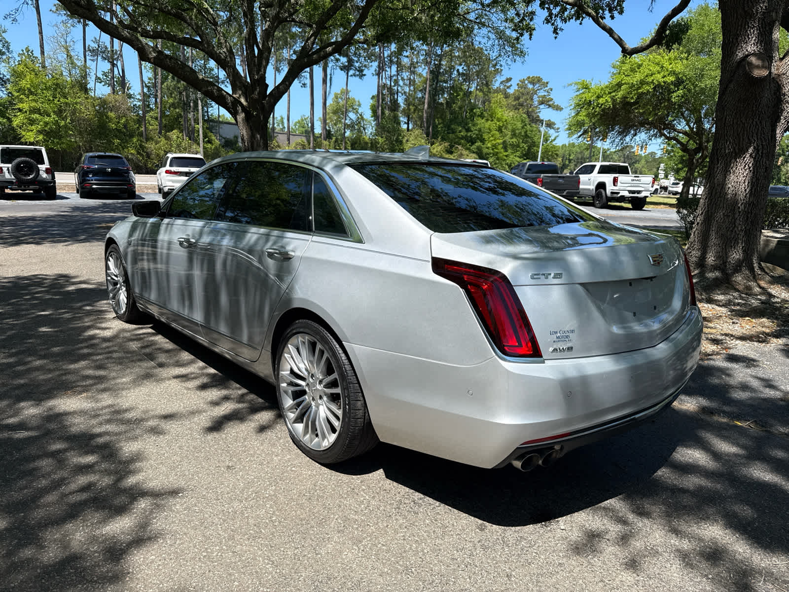 2018 Cadillac CT6 Premium Luxury AWD - 2