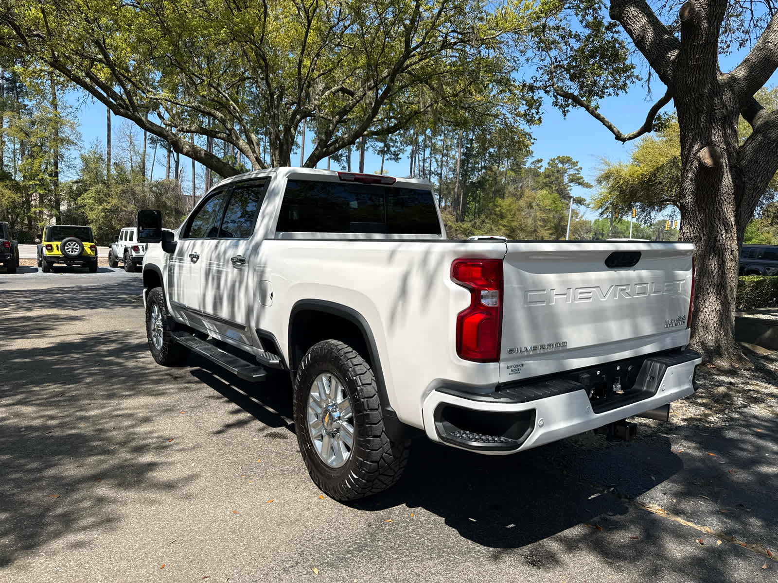 2024 Chevrolet Silverado 2500HD High Country - 2