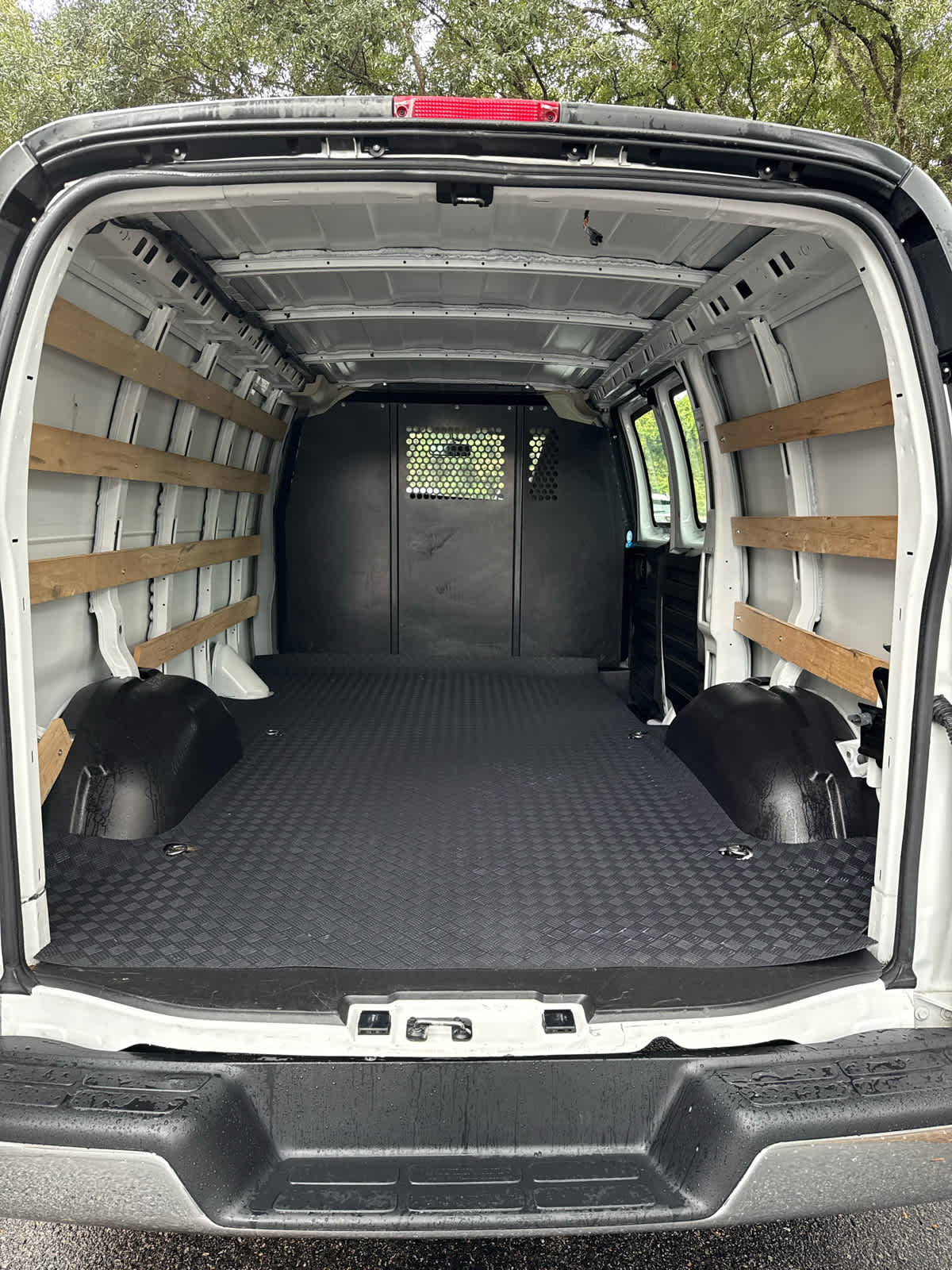 2024 Chevrolet Express  - 9