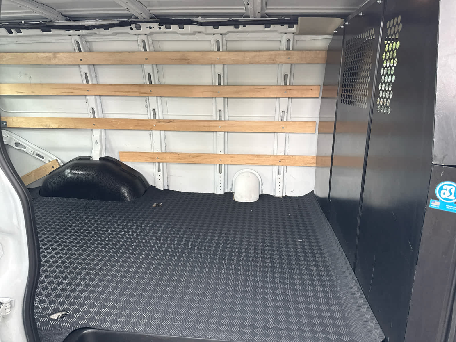 2024 Chevrolet Express  - 11