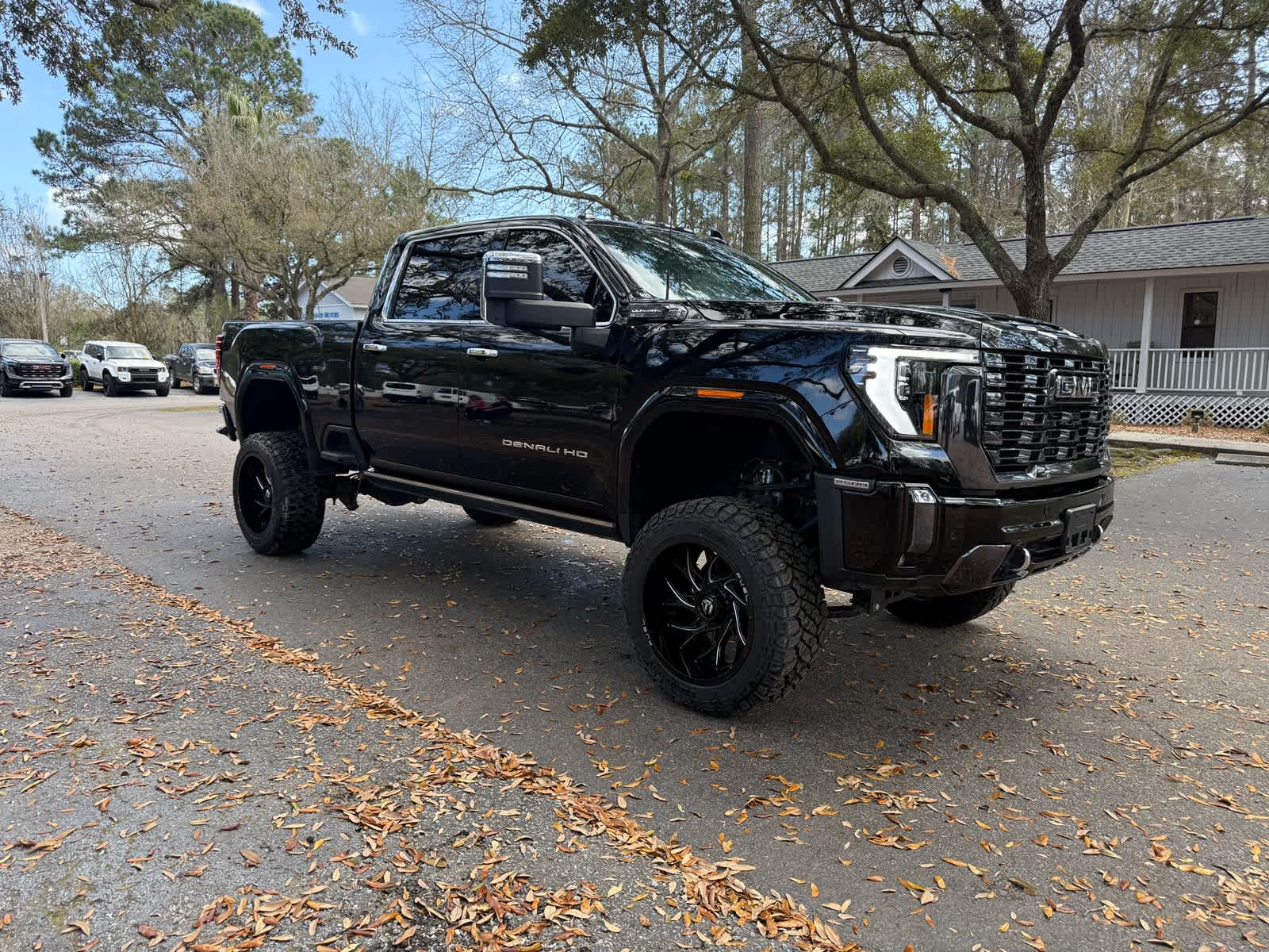 2024 GMC Sierra 2500HD Denali Ultimate - 2