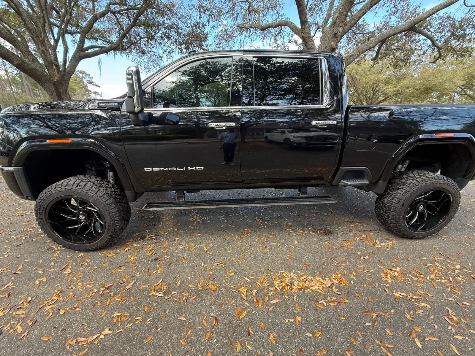 2024 GMC Sierra 2500HD Denali Ultimate - 8