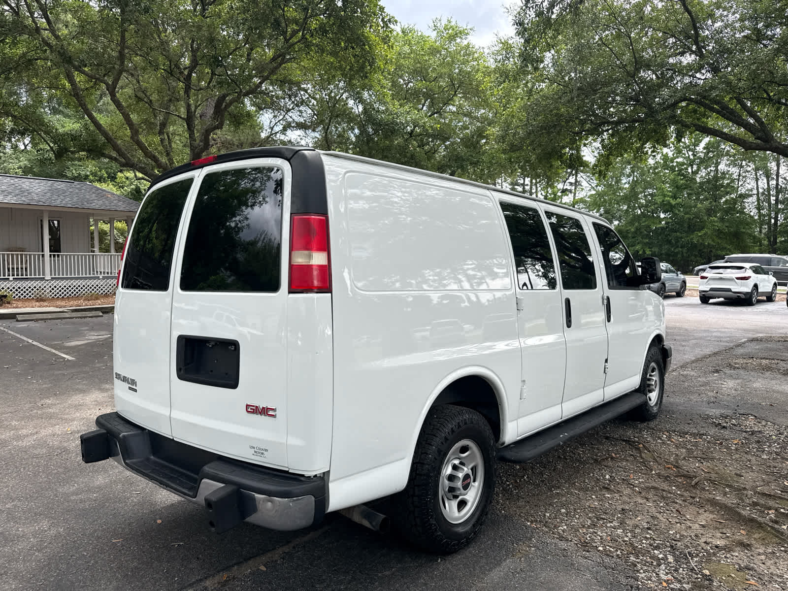 2016 GMC Savana Cargo Van - 3