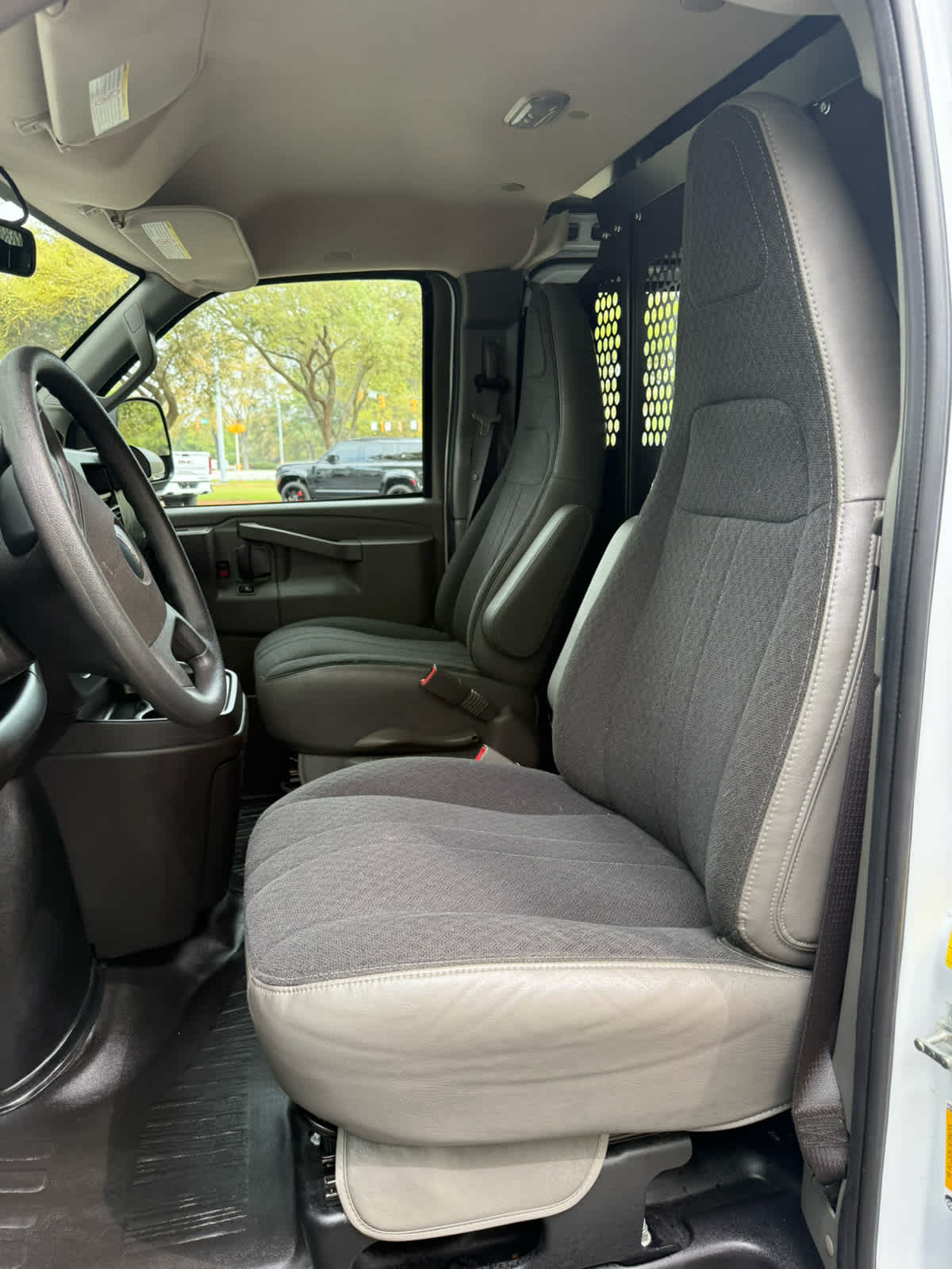 2024 GMC Savana Cargo Van - 8