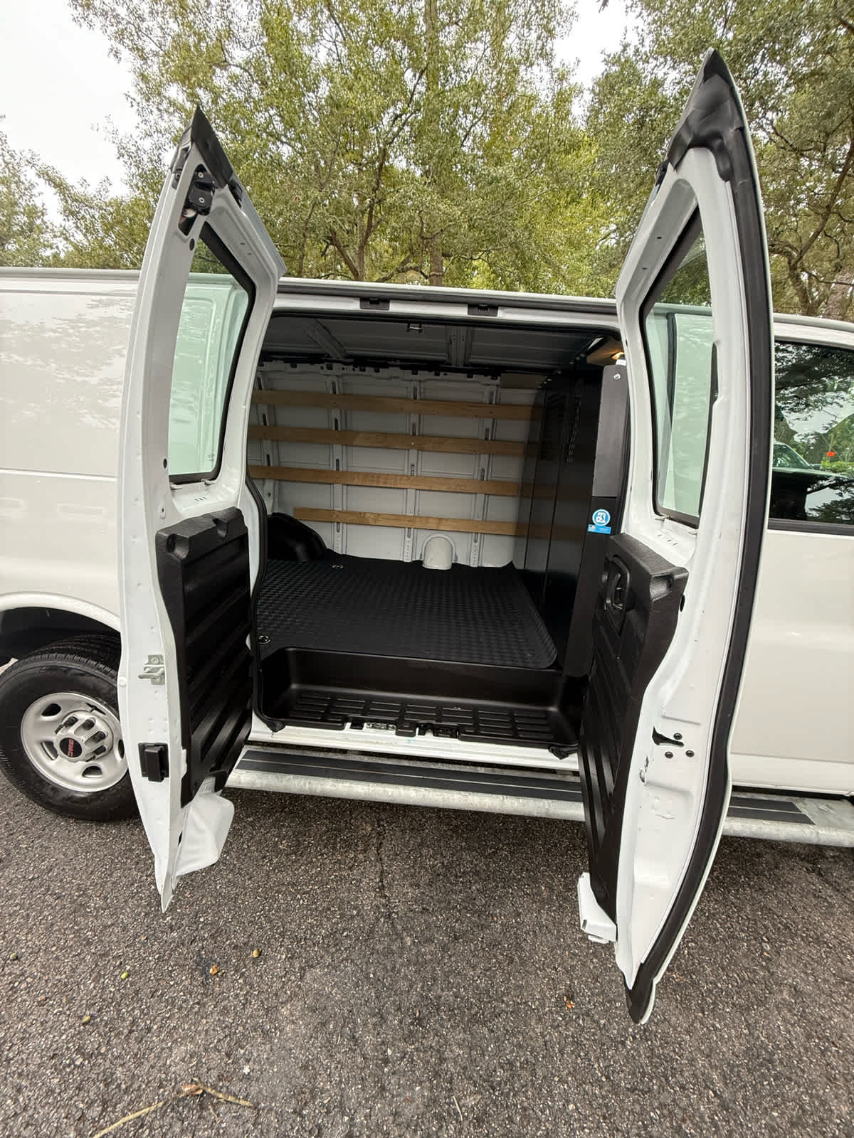 2024 GMC Savana  Summit White at Low Country Motors