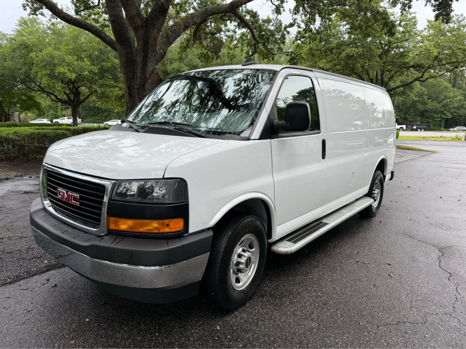 2024 GMC Savana  - 0