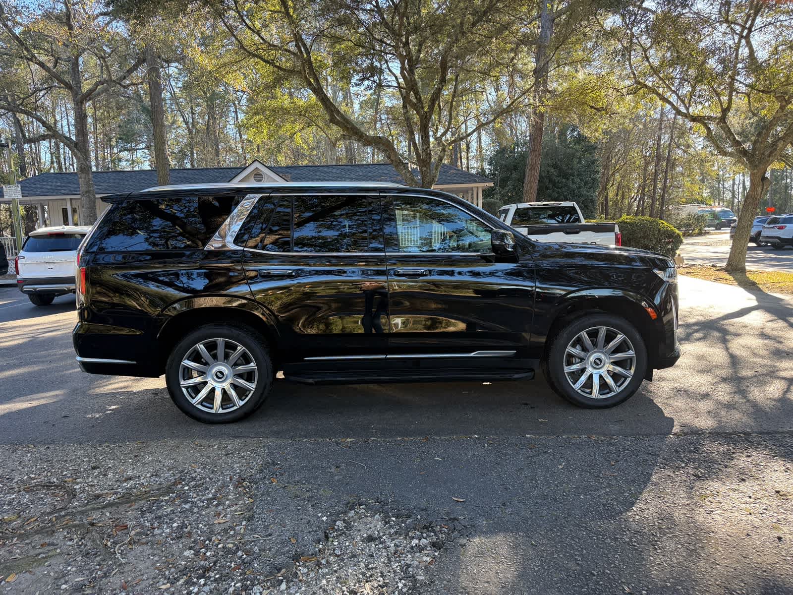 2024 Cadillac Escalade 4WD Premium Luxury Platinum - 3
