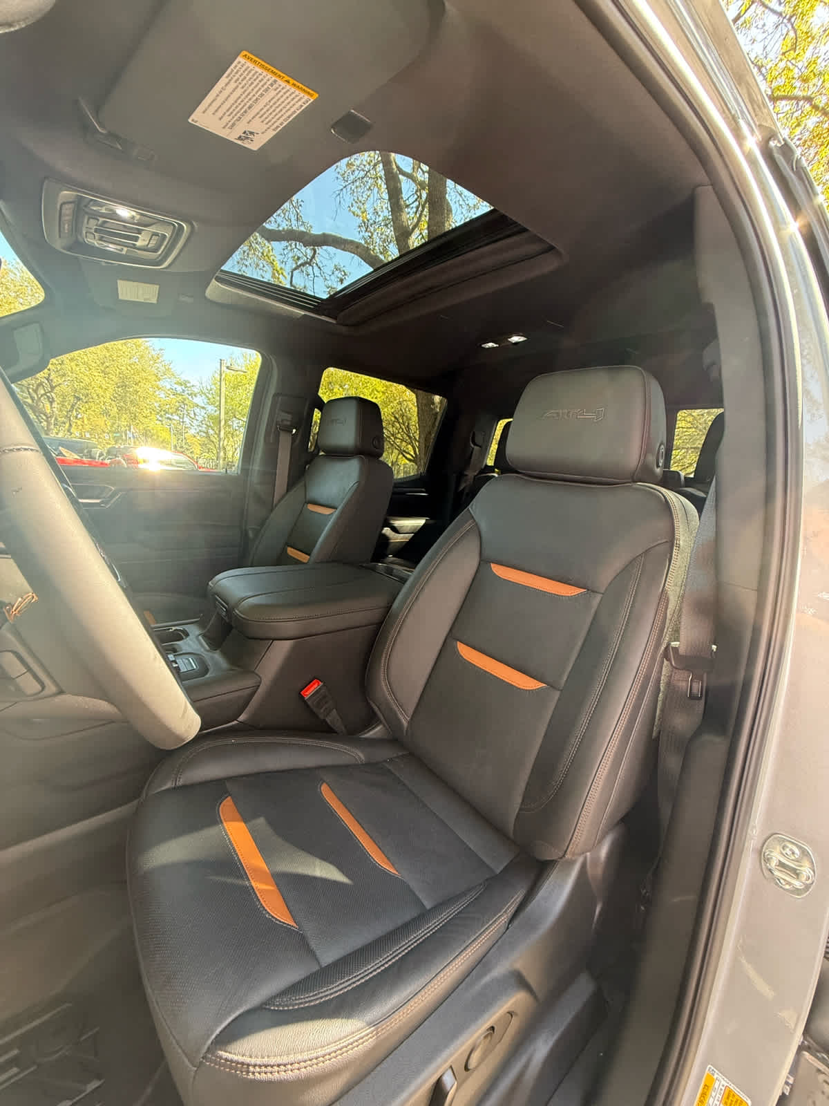 2025 GMC Sierra 1500 AT4 - 9