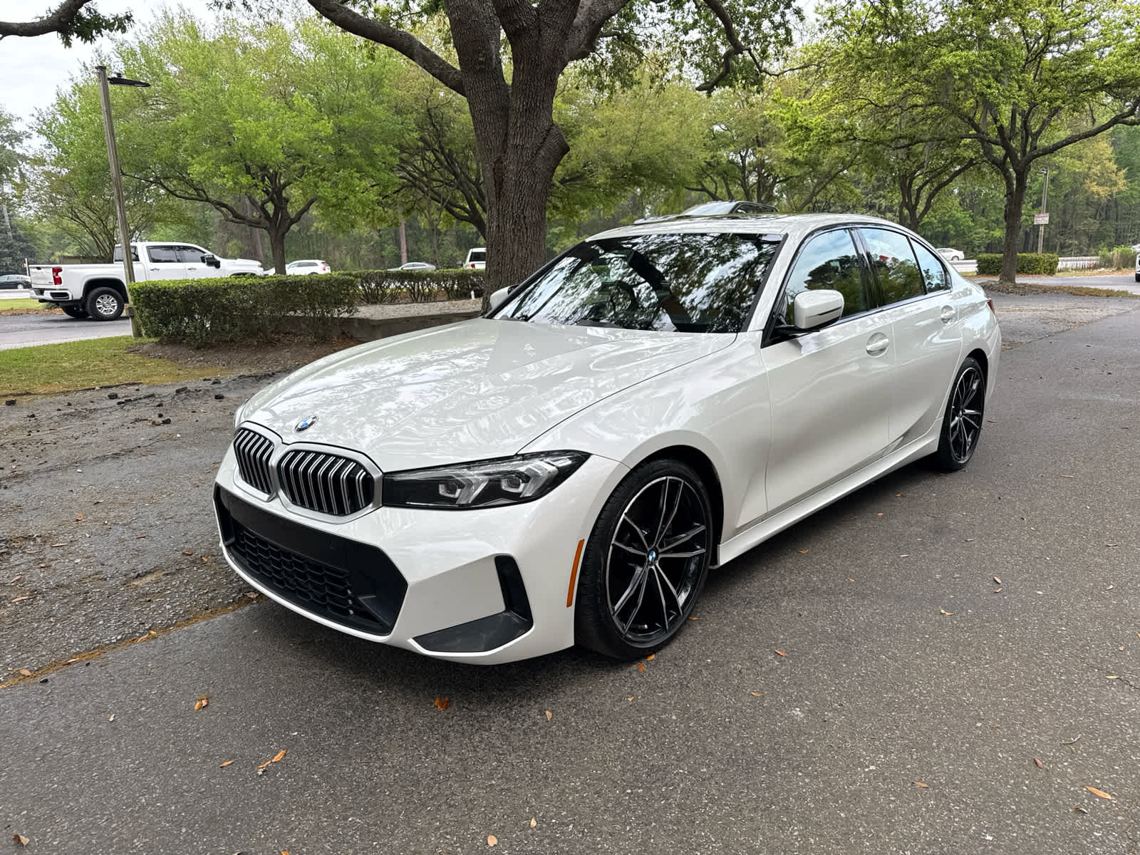 2023 BMW 330i 330i - 0