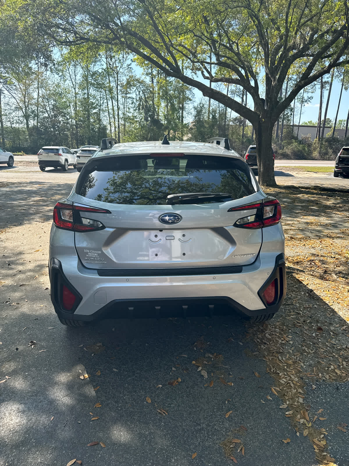 View vehicle photo 4