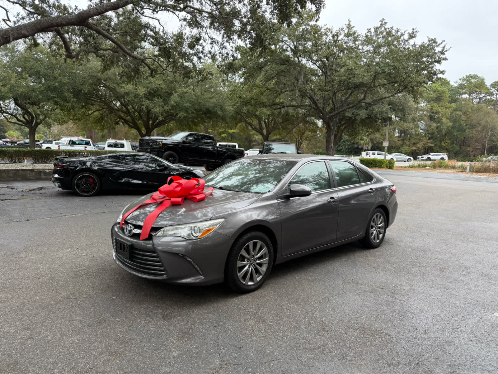 2016 Toyota Camry XLE - 0