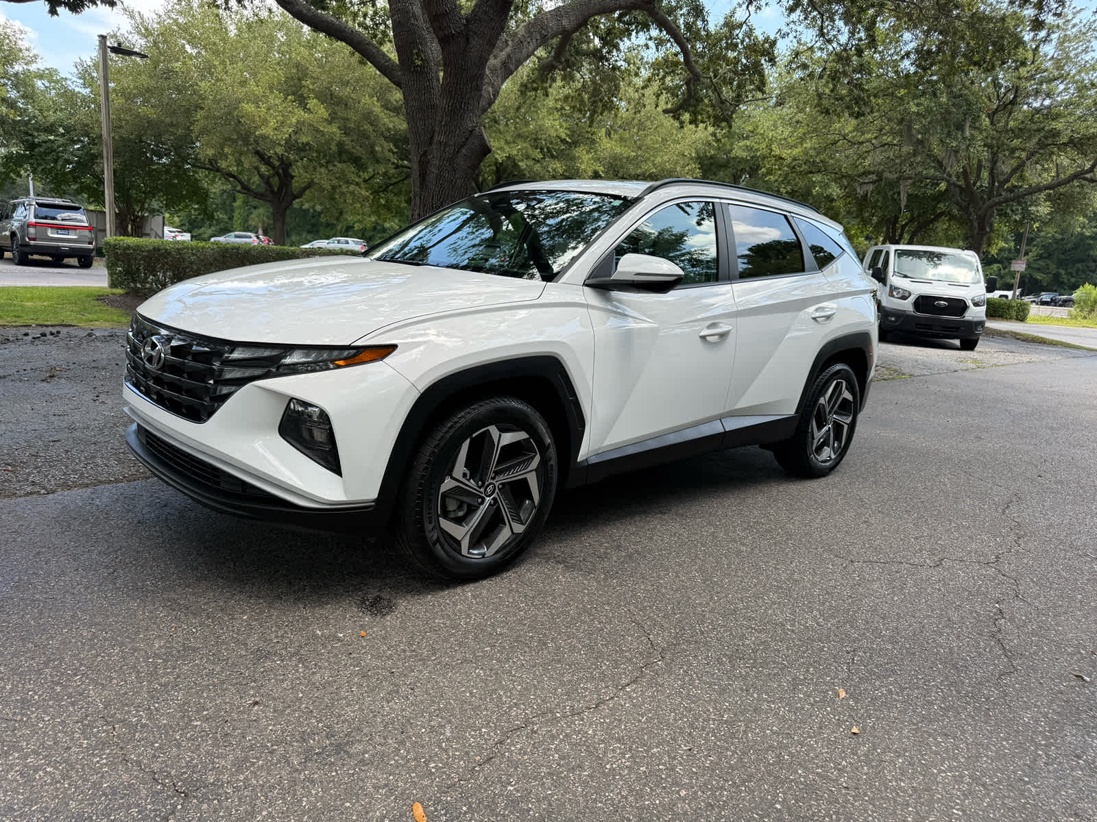 White Pearl 2024 Hyundai Tucson SUV / Crossover All-Wheel Drive 8-Speed Automatic