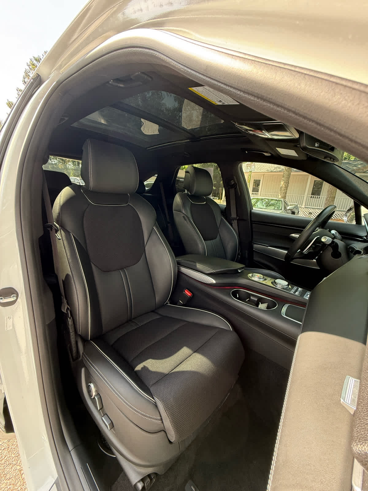 2024 Genesis GV70 3.5T Sport - 9