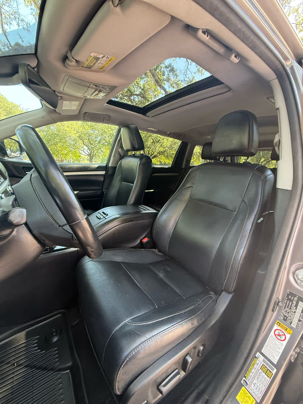 2017 Toyota Highlander XLE - 8