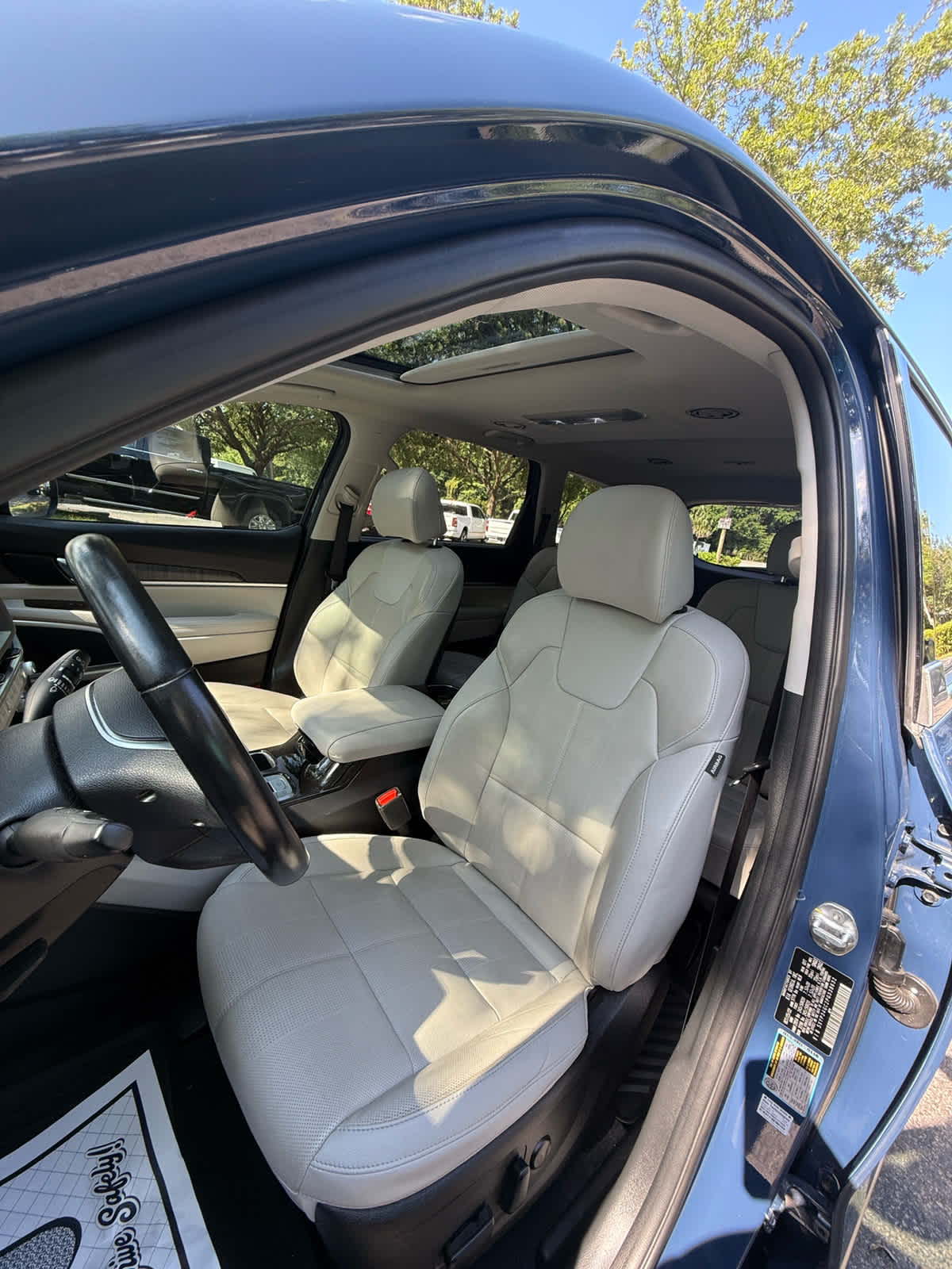 2023 Kia Telluride EX - 8