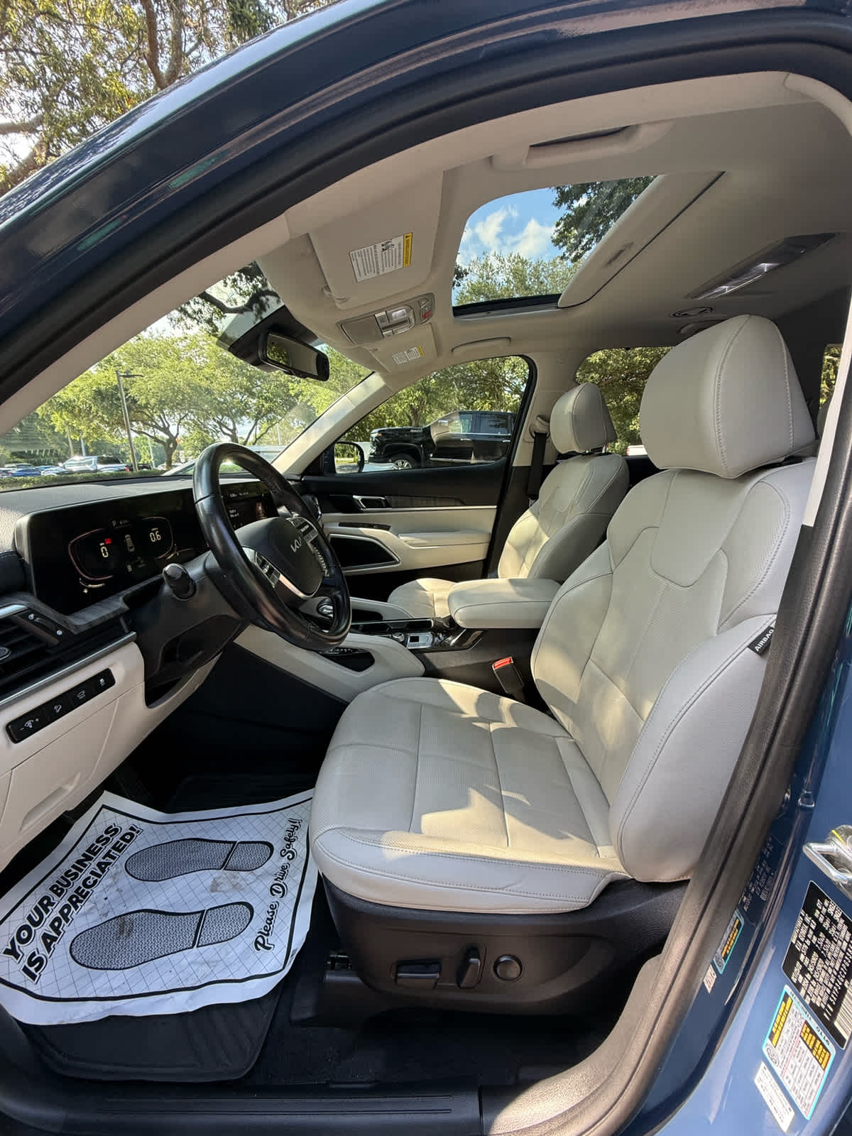 2023 Kia Telluride EX - 9