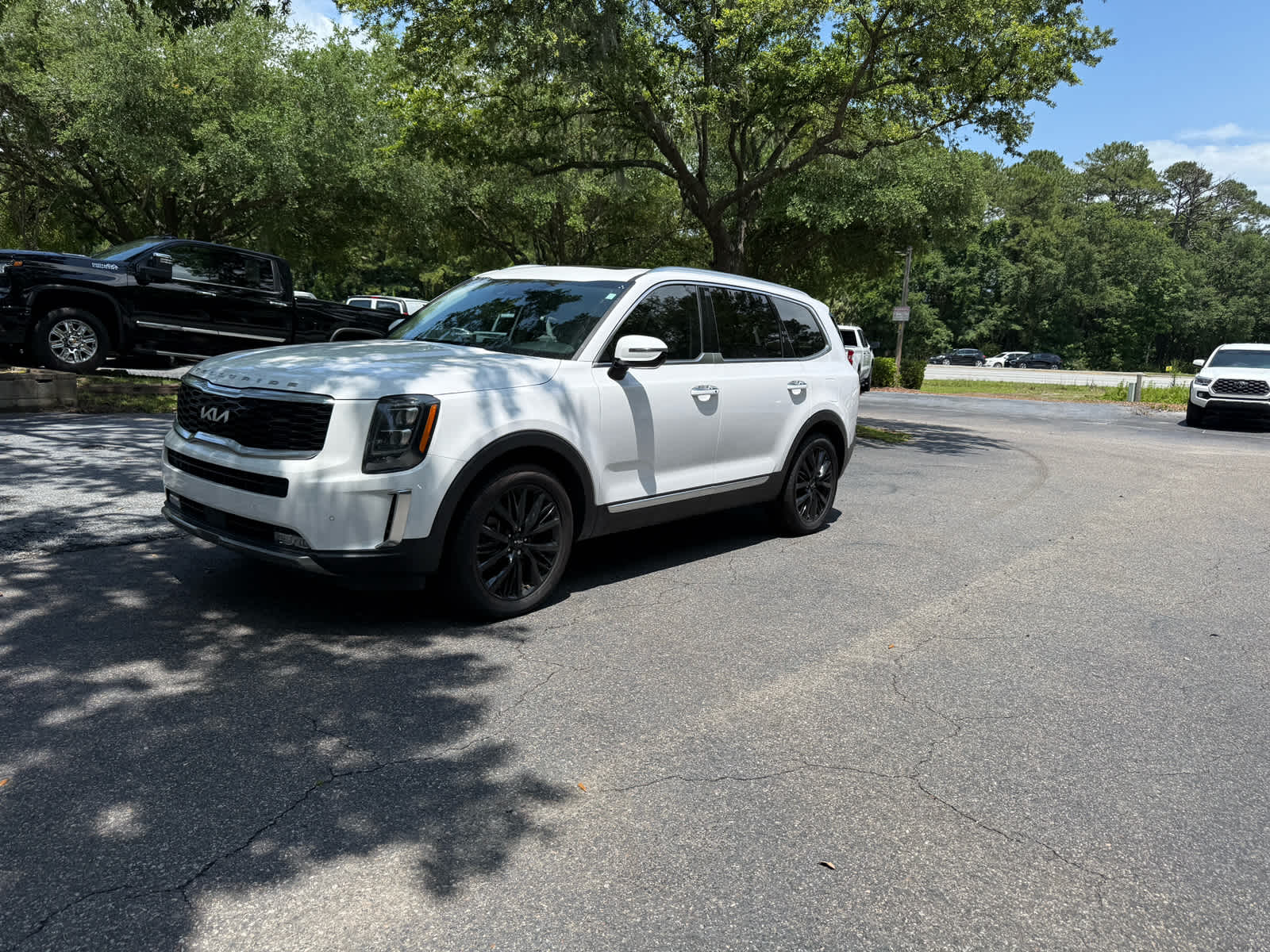 2022 Kia Telluride SX - 0