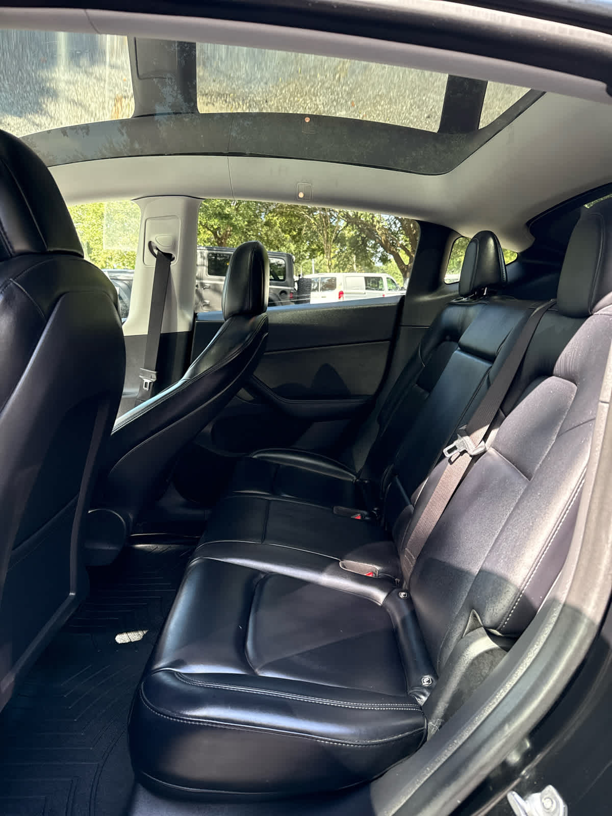 2021 Tesla Model Y Long Range - 10