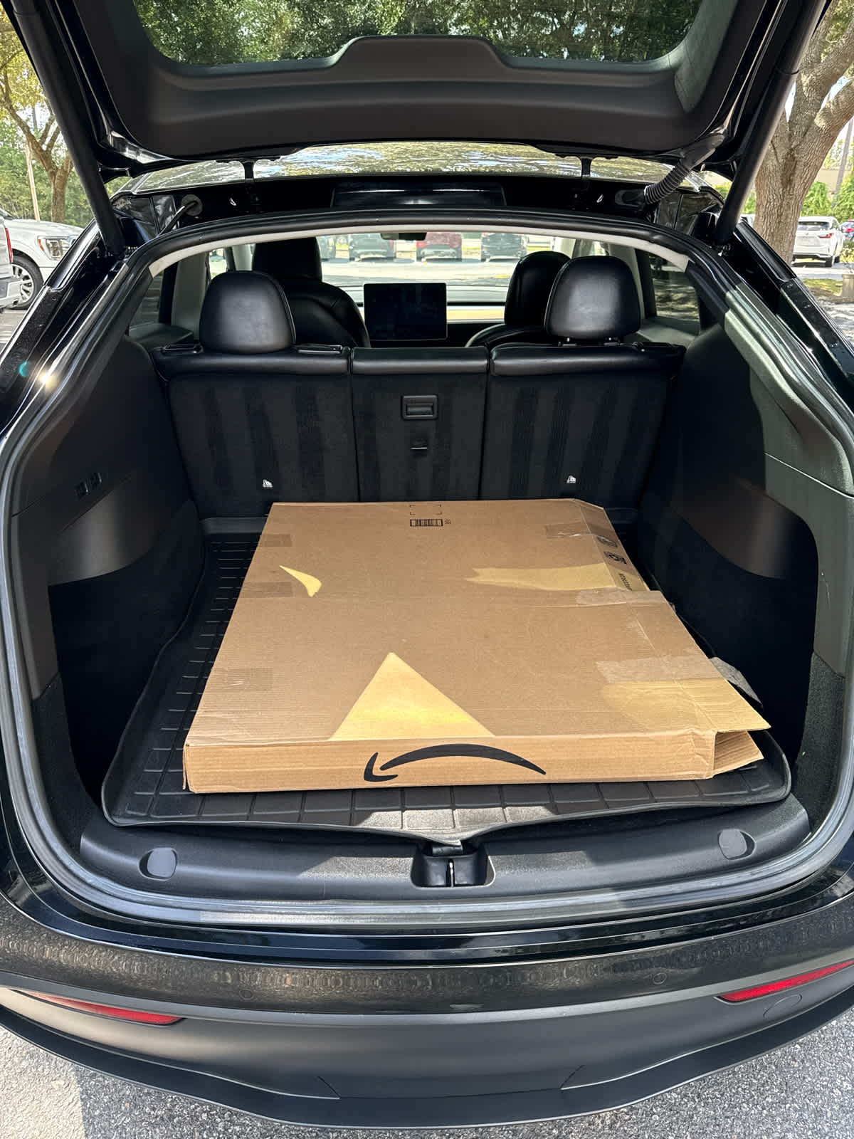 2021 Tesla Model Y Long Range - 11