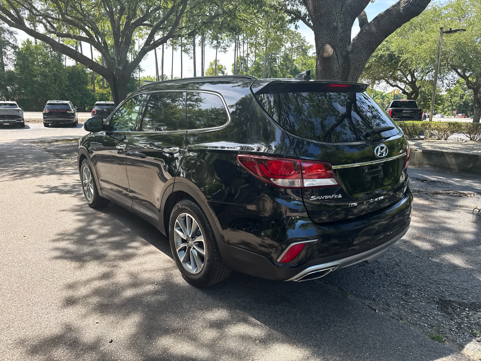 2017 Hyundai Santa Fe SE - 2