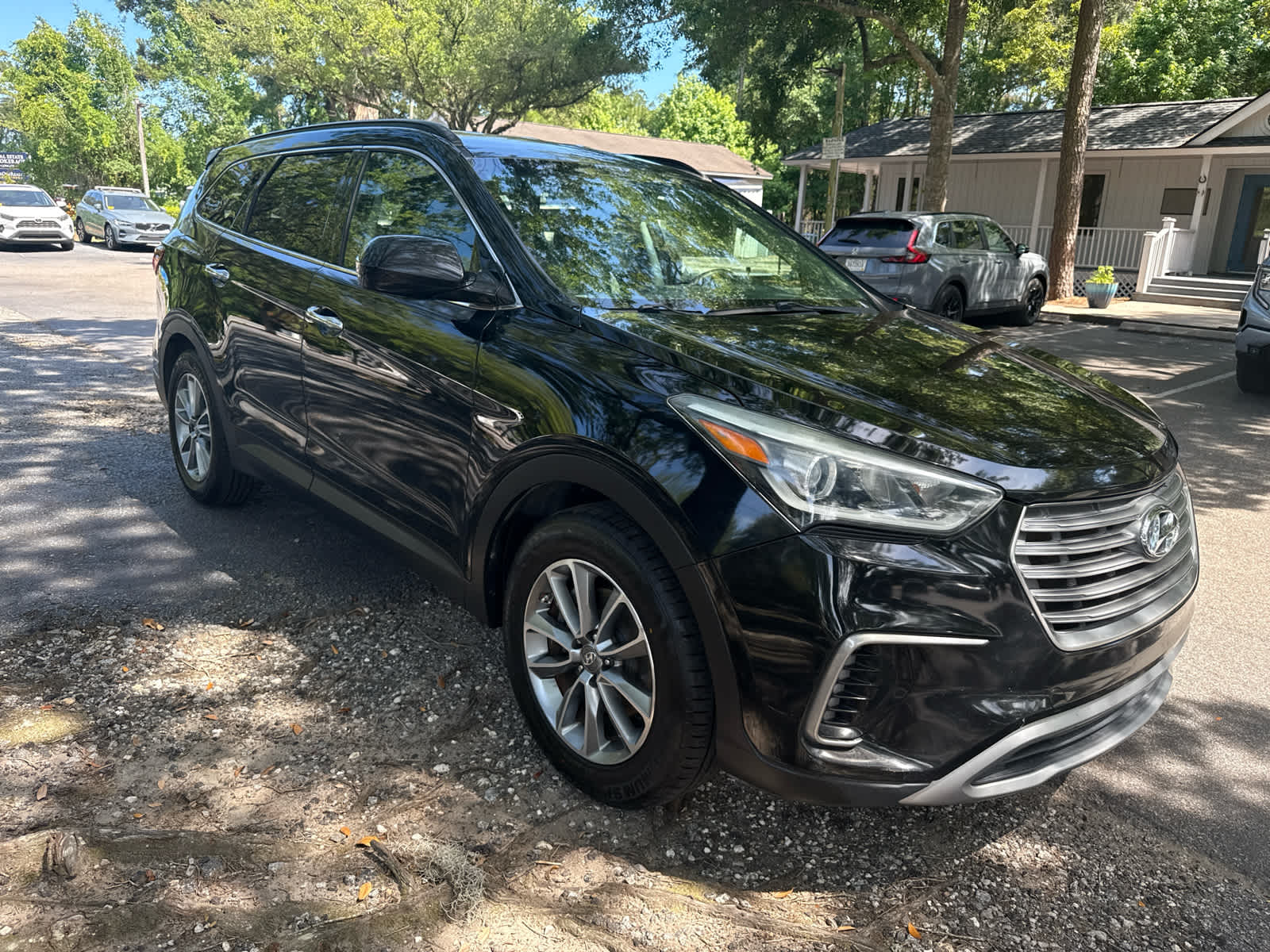 2017 Hyundai Santa Fe SE - 6