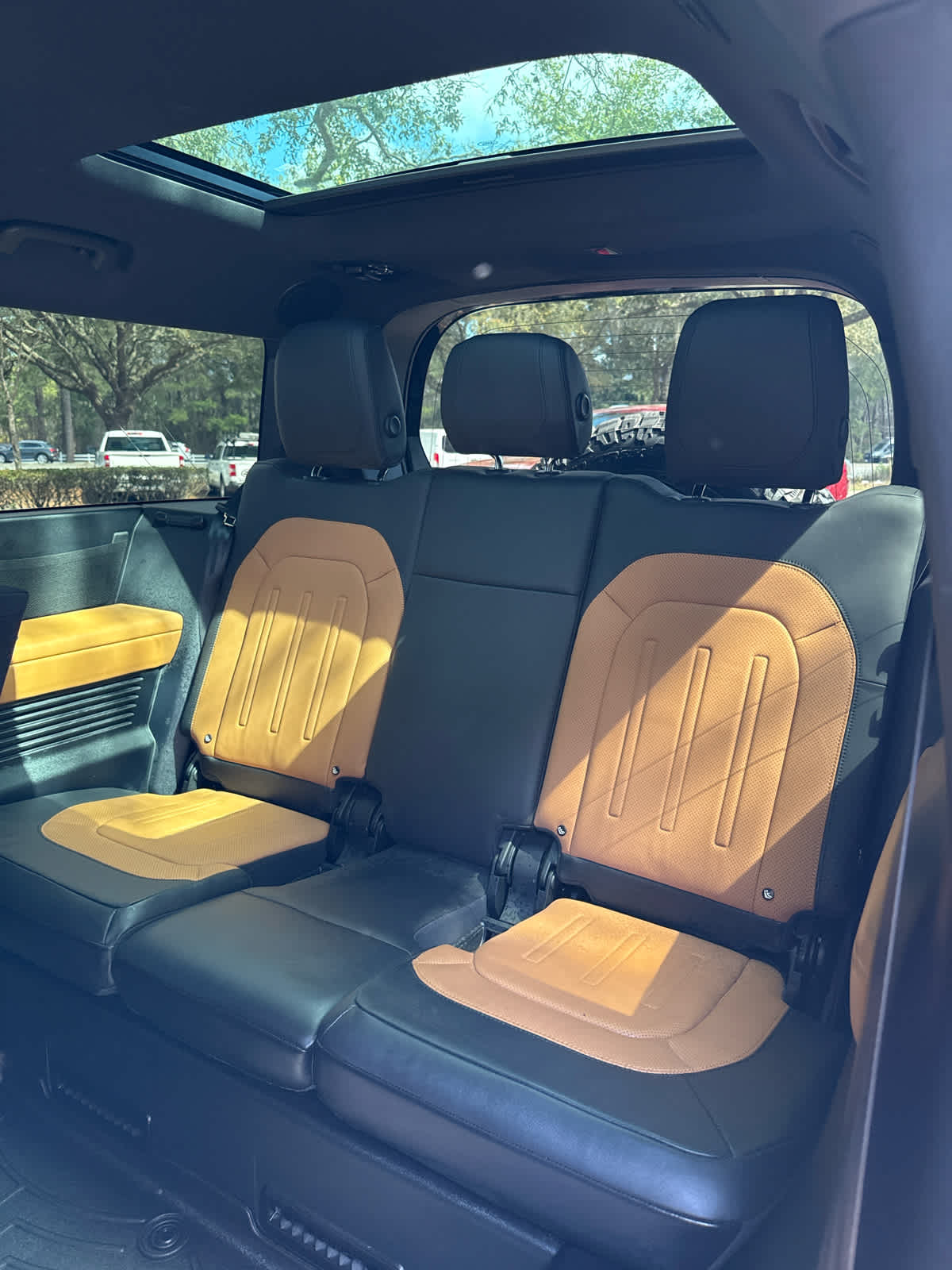 2024 Land Rover Defender X - 11
