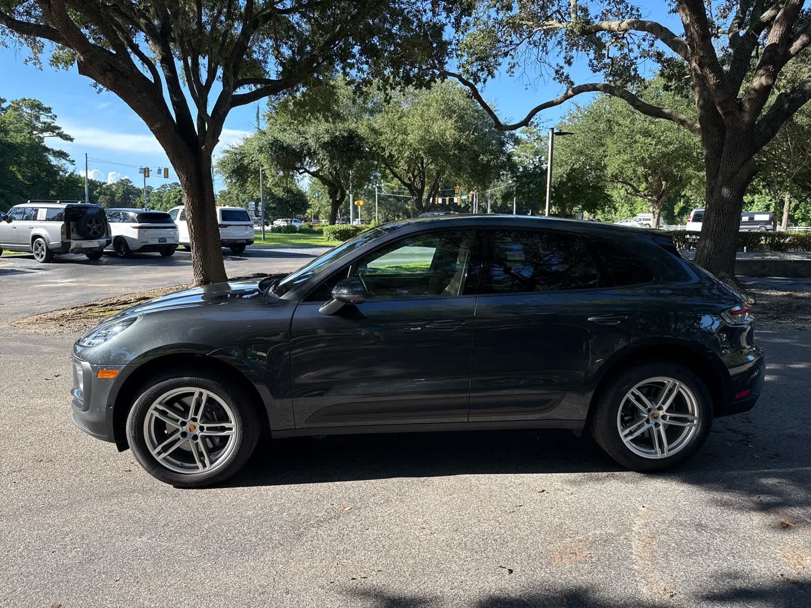 2024 Porsche Macan  - 1