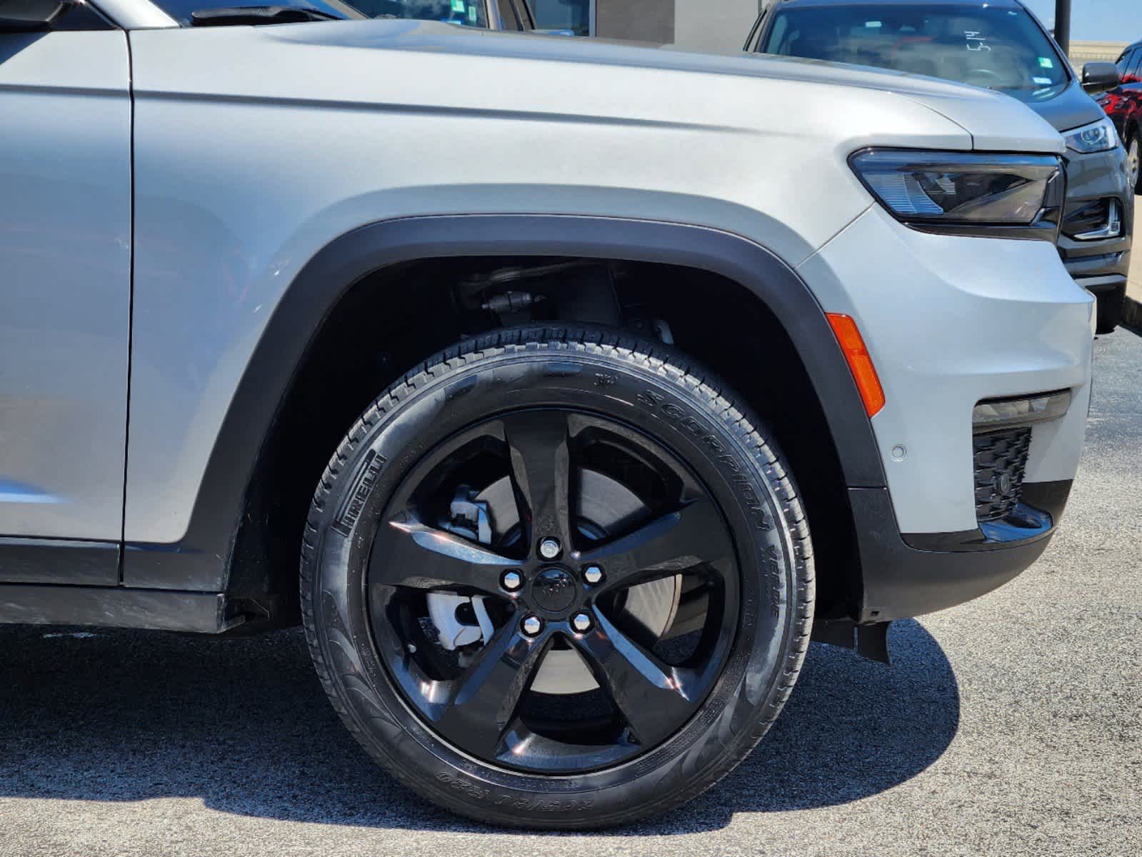 2022 Jeep Grand Cherokee L Limited 5