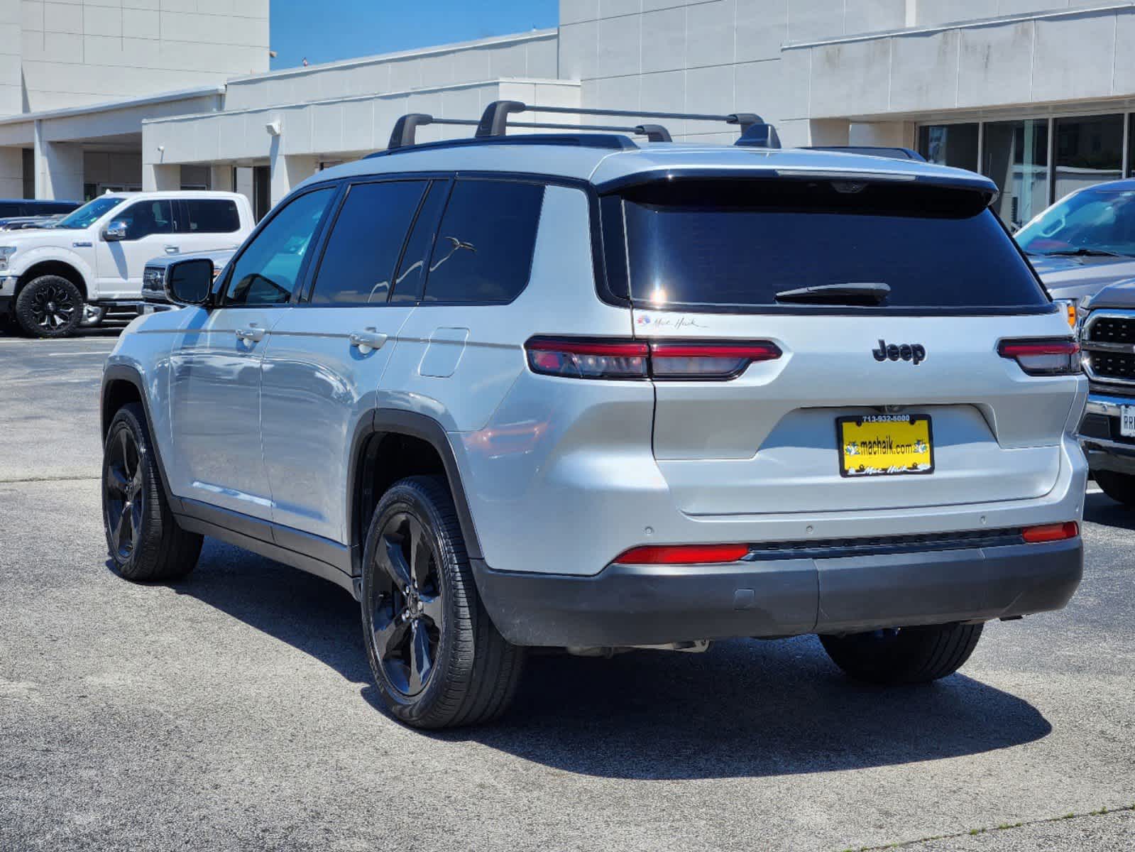 2022 Jeep Grand Cherokee L Limited 3