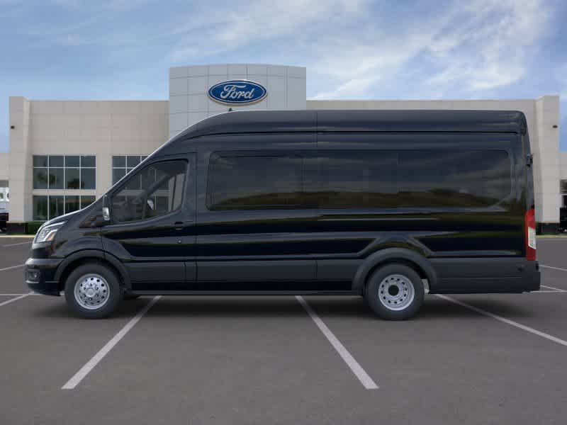 2024 Ford Transit Passenger XLT 3
