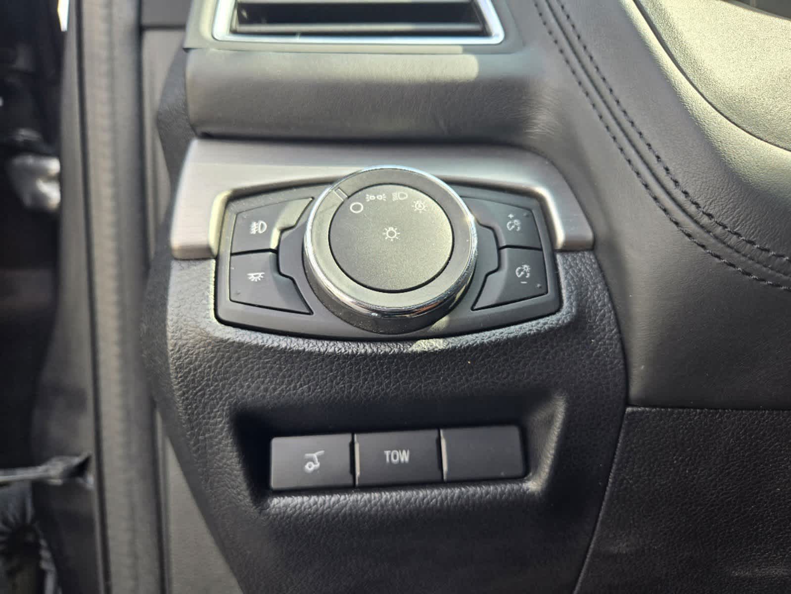 2017 Ford Explorer Platinum 16