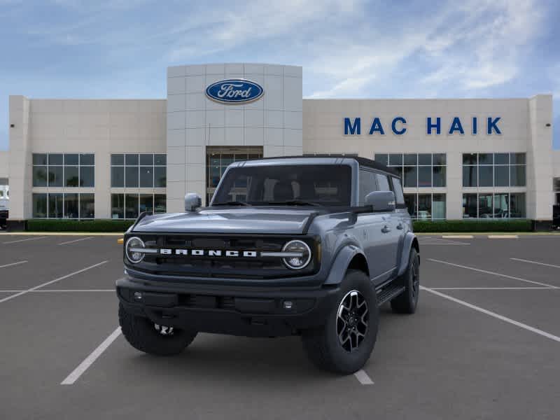 2023 Ford Bronco Outer Banks 2