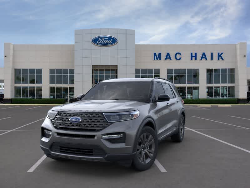 2024 Ford Explorer XLT 2