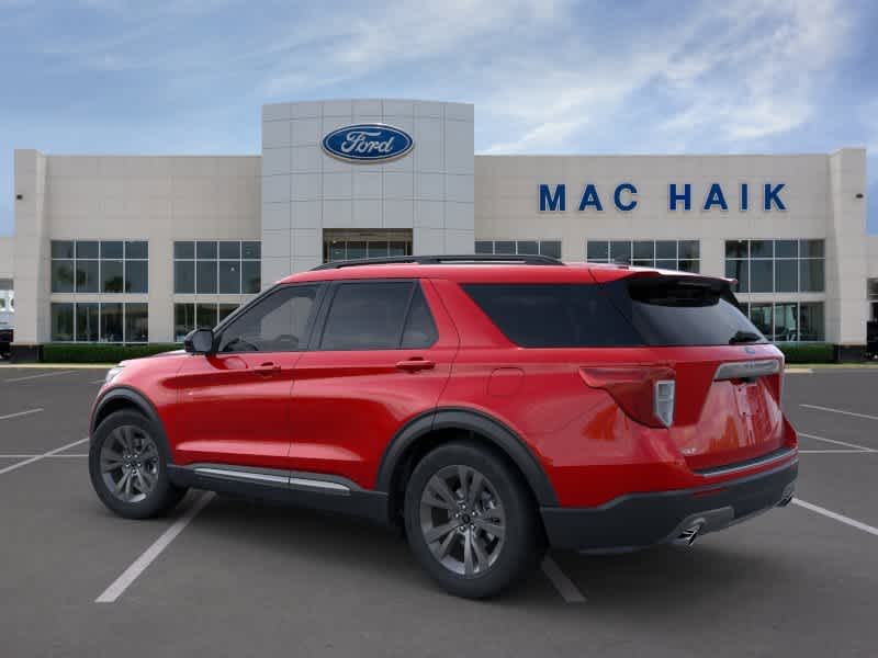 2024 Ford Explorer XLT 4