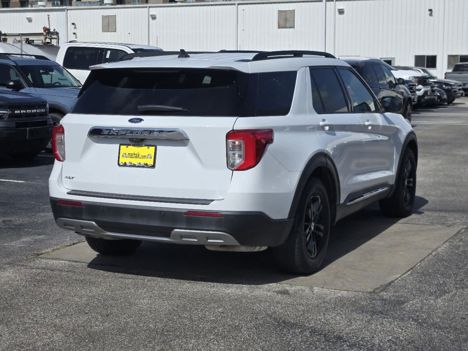 2021 Ford Explorer XLT 3