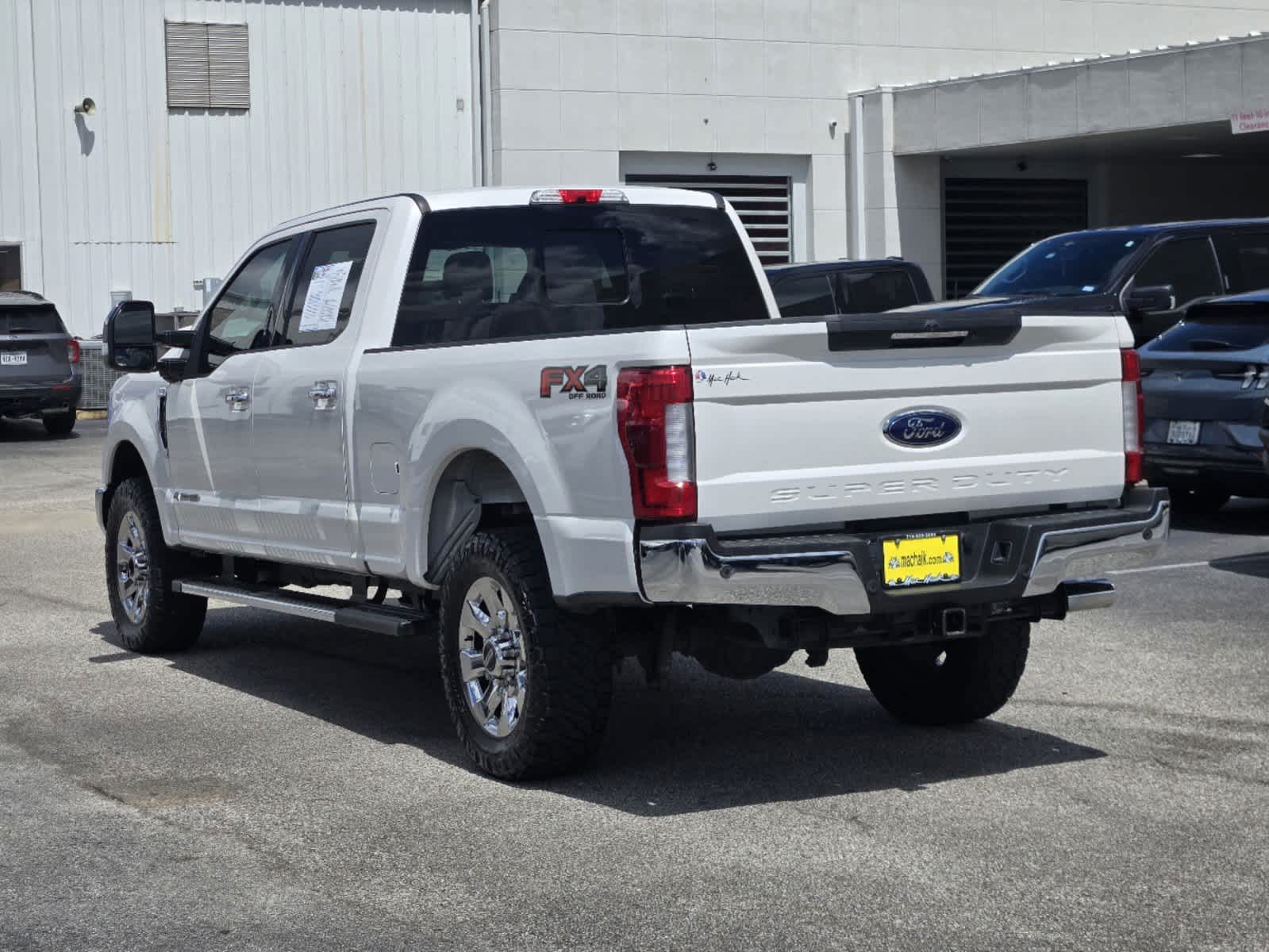 2019 Ford Super Duty F-250 SRW LARIAT 4WD Crew Cab 6.75 Box 4