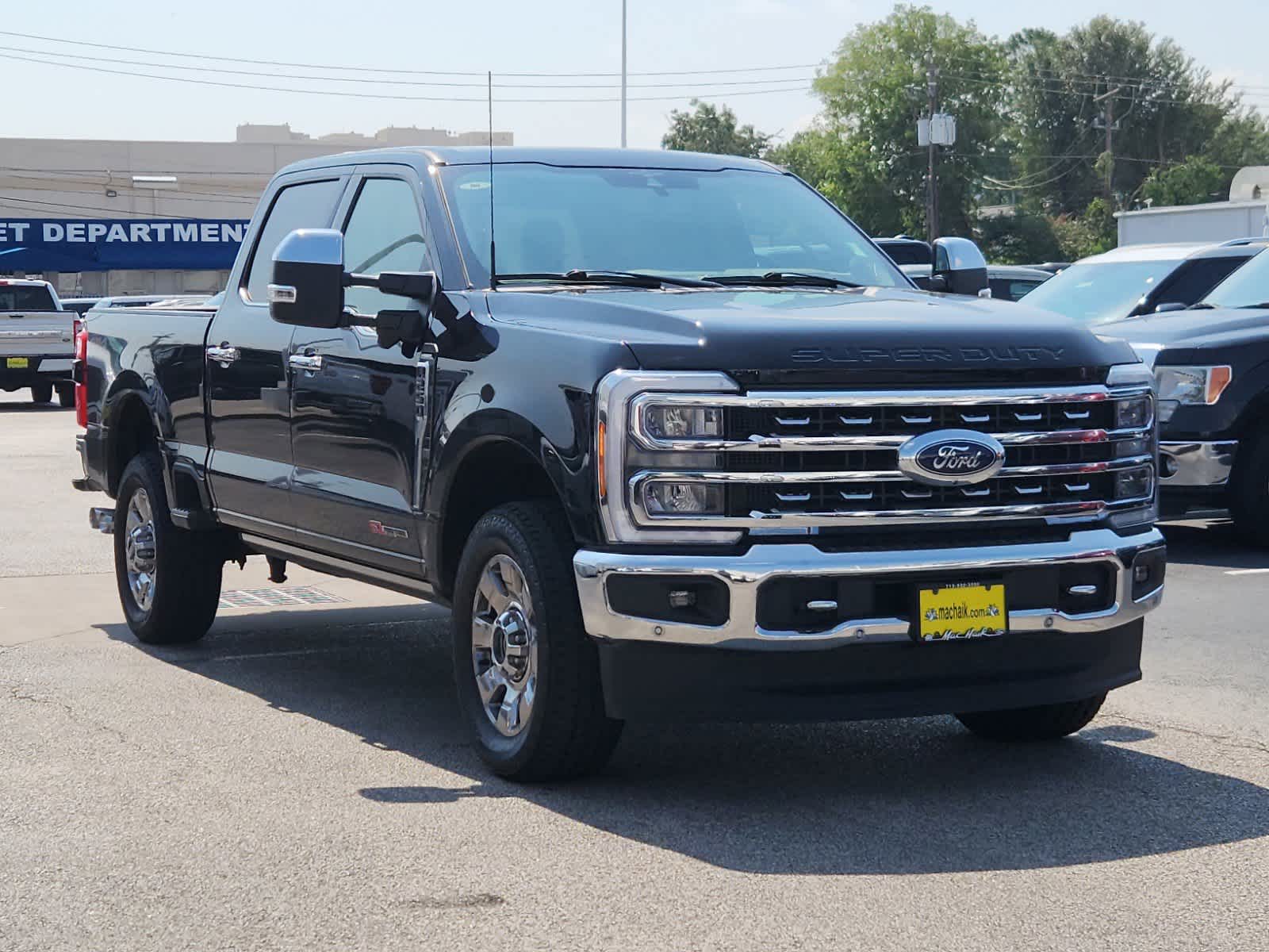 2023 Ford Super Duty F-250 SRW LARIAT 4WD Crew Cab 6.75 Box 2