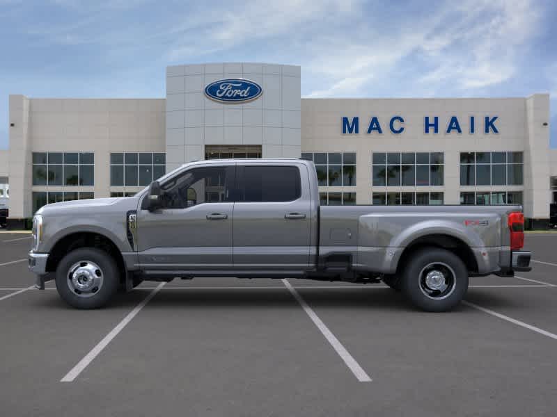 2024 Ford Super Duty F-350 DRW LARIAT 4WD Crew Cab 8 Box 3