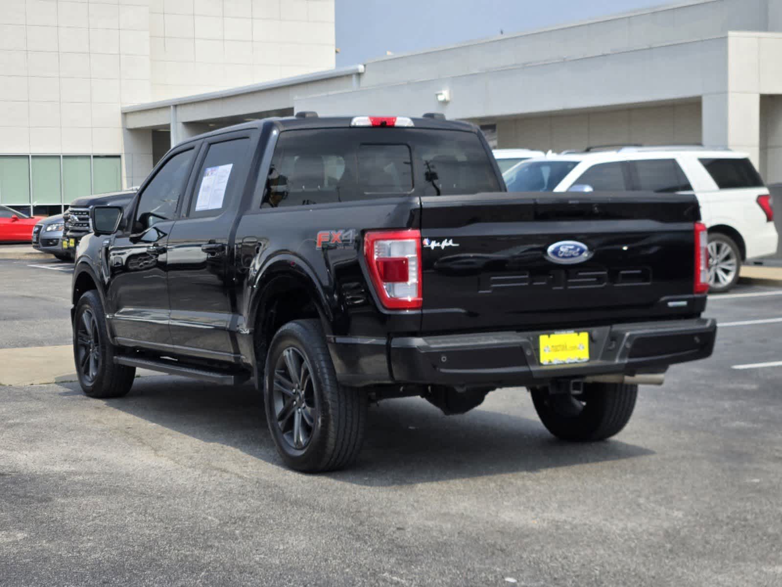 2022 Ford F-150 LARIAT 4WD SuperCrew 5.5 Box 4