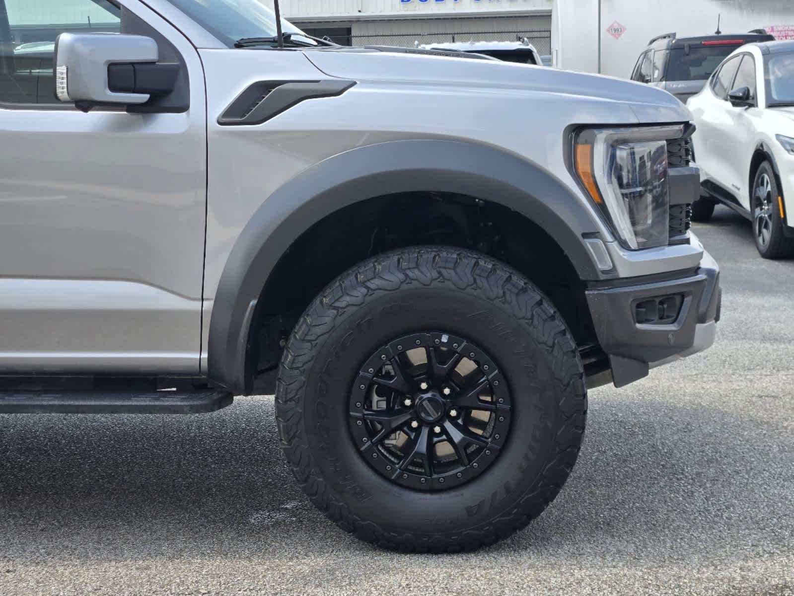 2023 Ford F-150 Raptor 4WD SuperCrew 5.5 Box 5