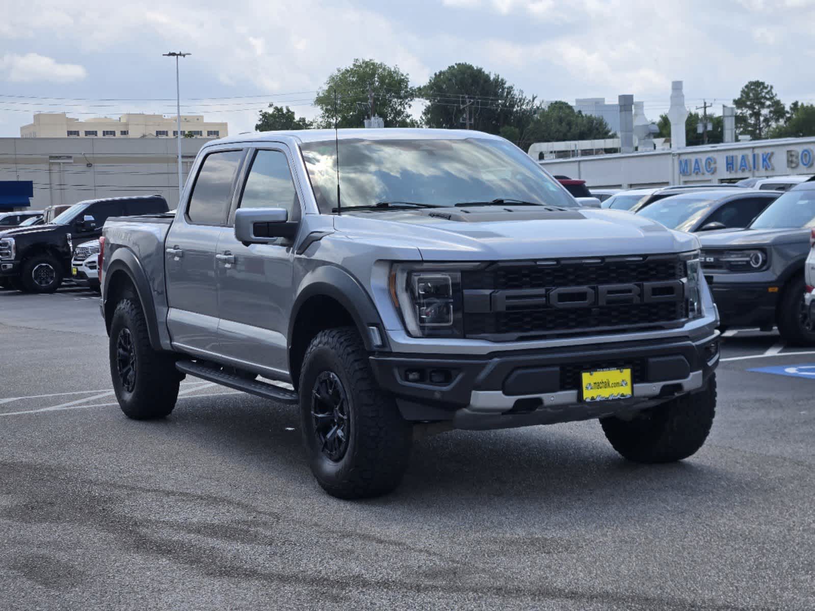 2023 Ford F-150 Raptor 4WD SuperCrew 5.5 Box 2