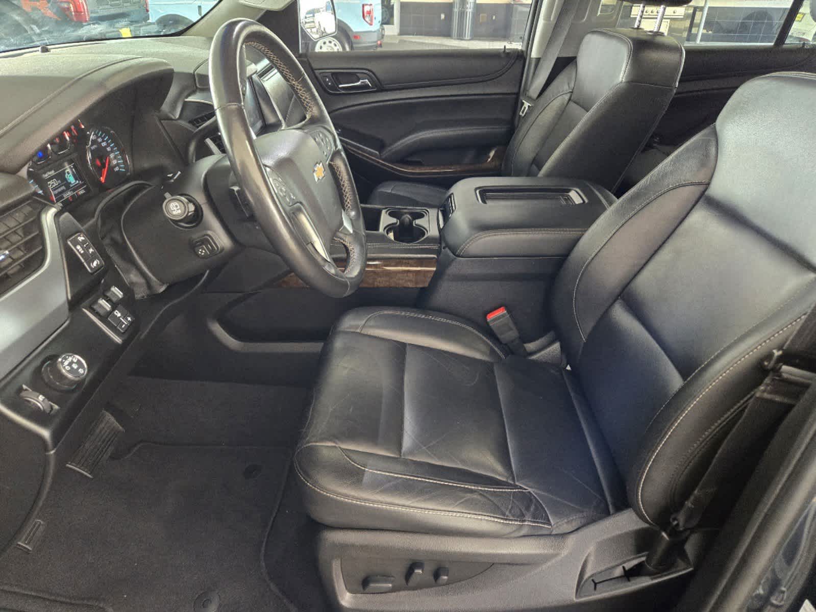 2019 Chevrolet Suburban LT 9