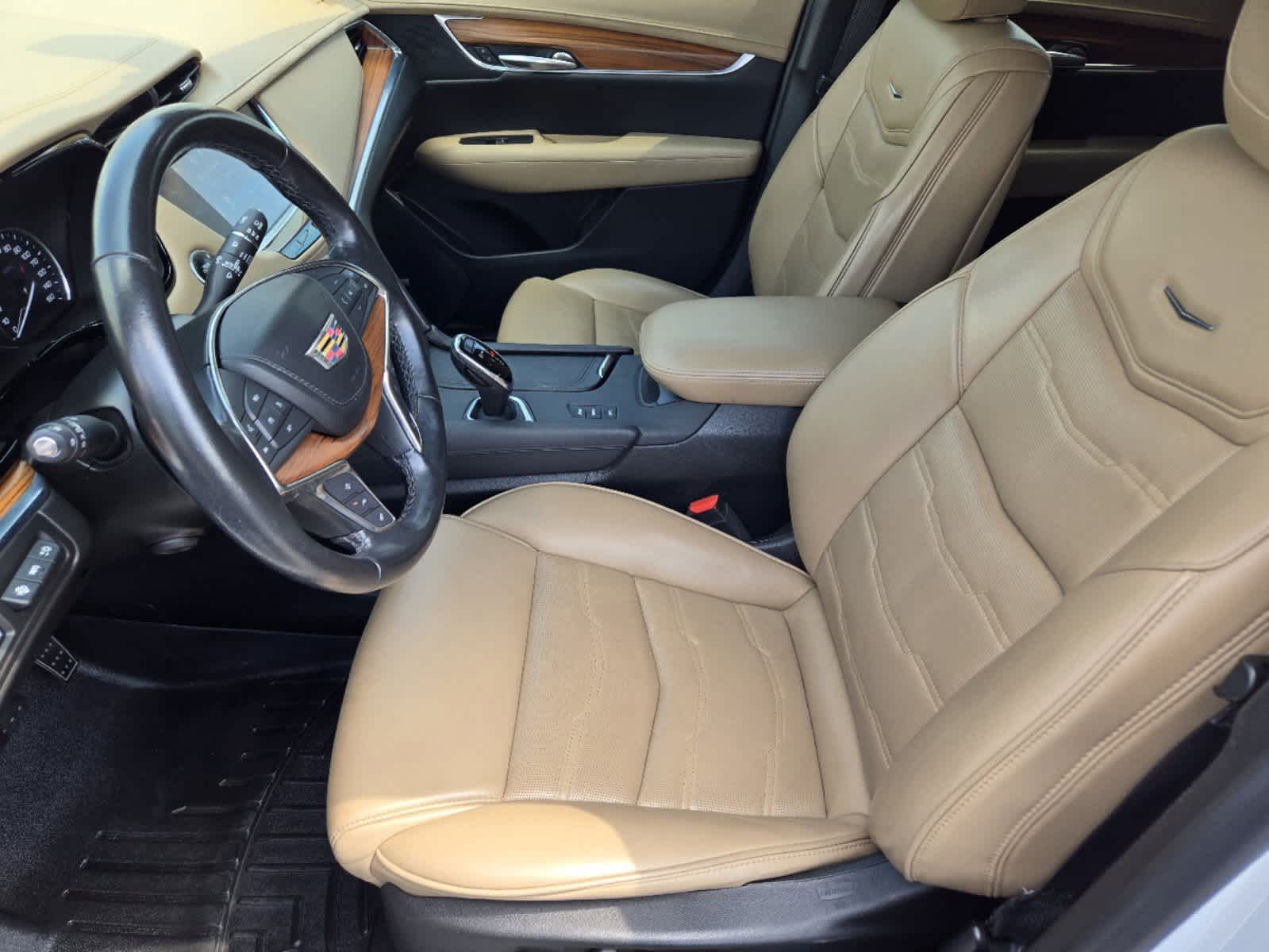 2019 Cadillac XT5 Platinum AWD 9