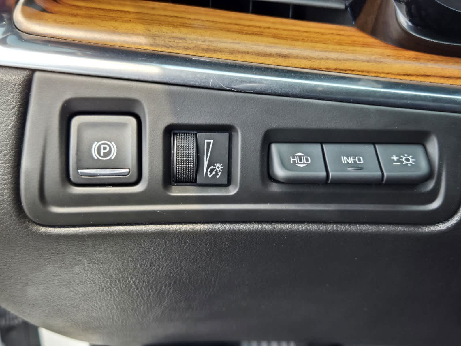 2019 Cadillac XT5 Platinum AWD 16