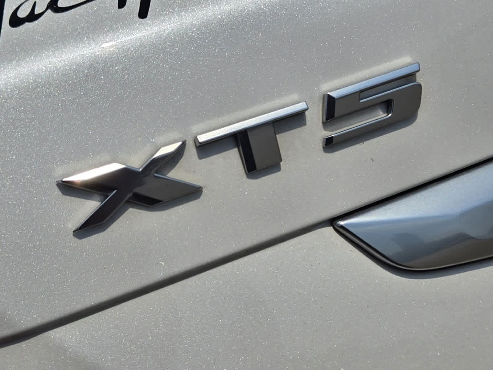 2019 Cadillac XT5 Platinum AWD 8