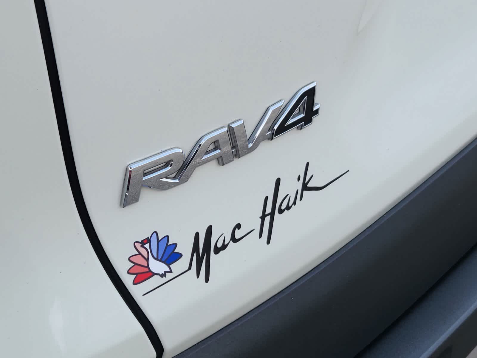 2022 Toyota RAV4 Limited 8