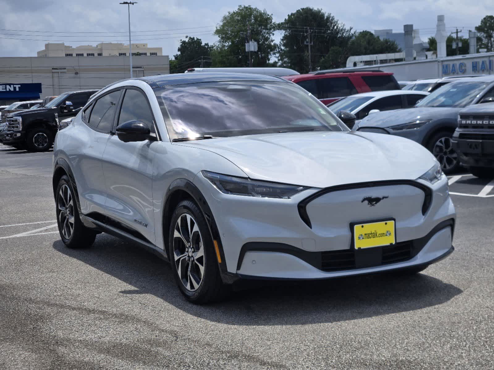 2023 Ford Mustang Mach-E Premium 2